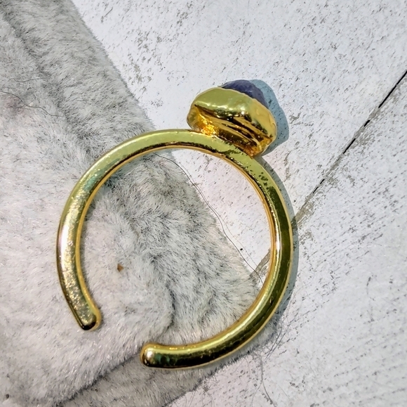 Raw Sapphire ring - Picture 10 of 11